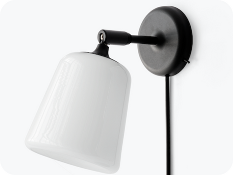 Material wall lamp