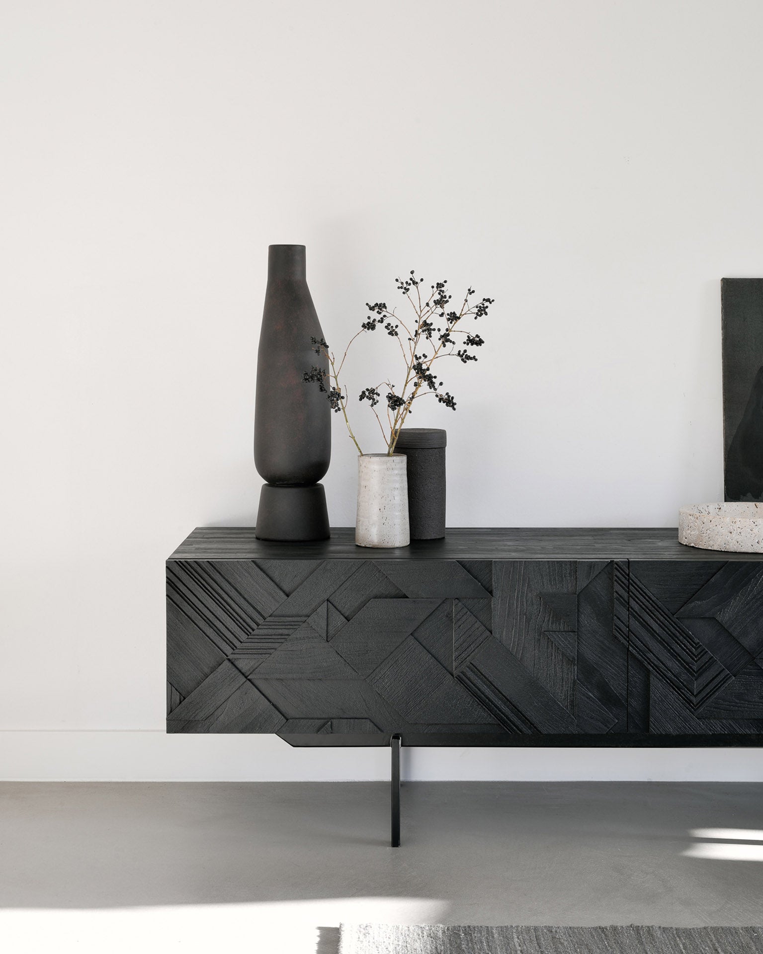 Graphic 4-Door TV Unit