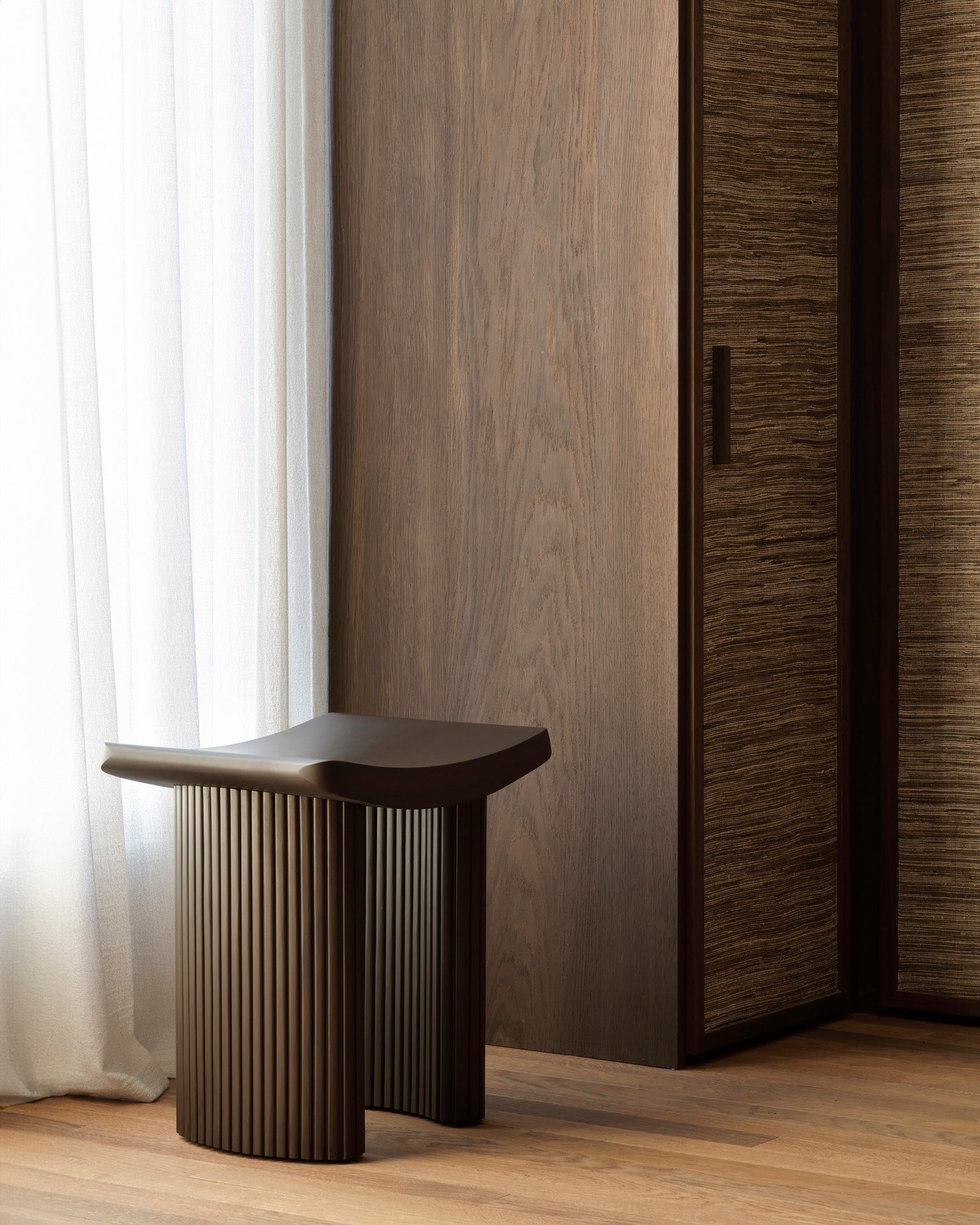 Roller Max Oak Stool