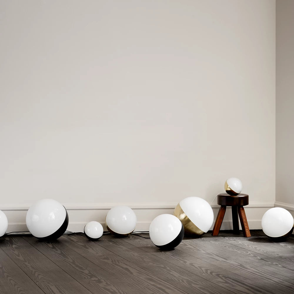 VL Studio 250 Table Lamp