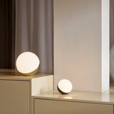 VL Studio 250 Table Lamp
