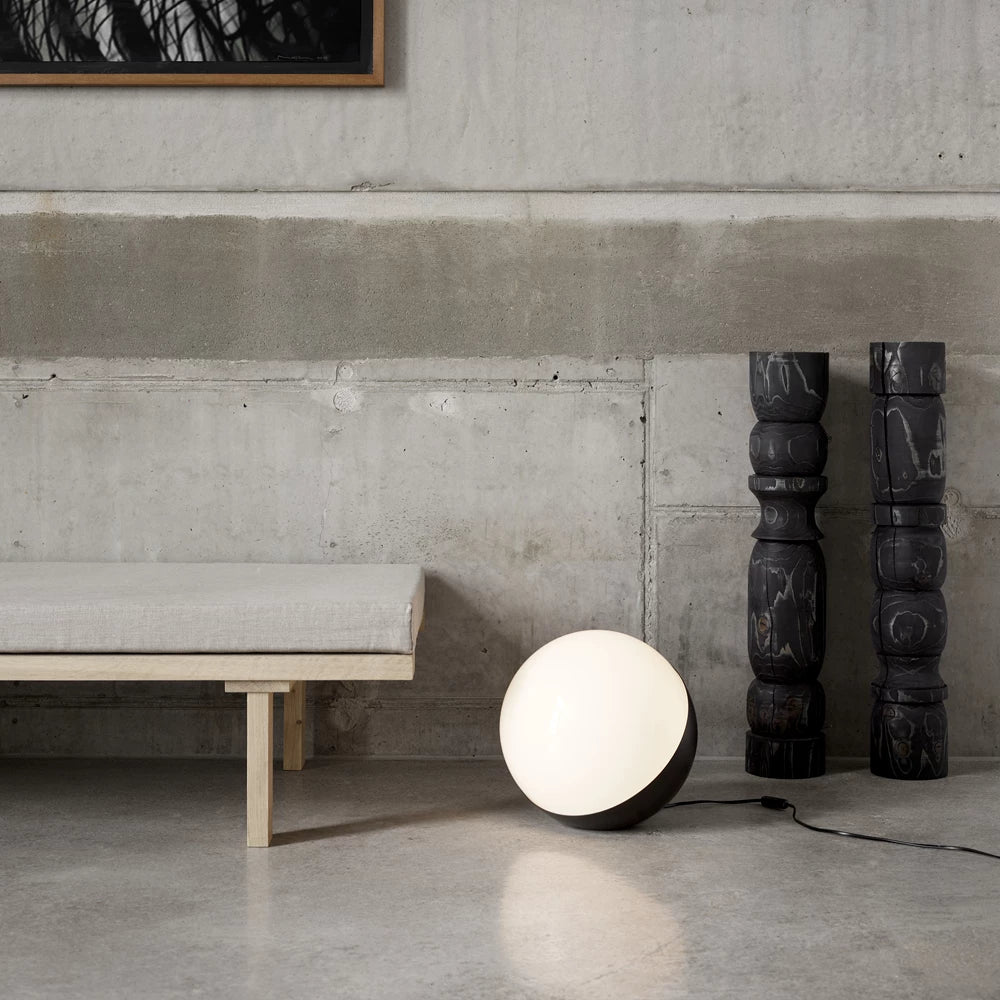 VL Studio 250 Table Lamp