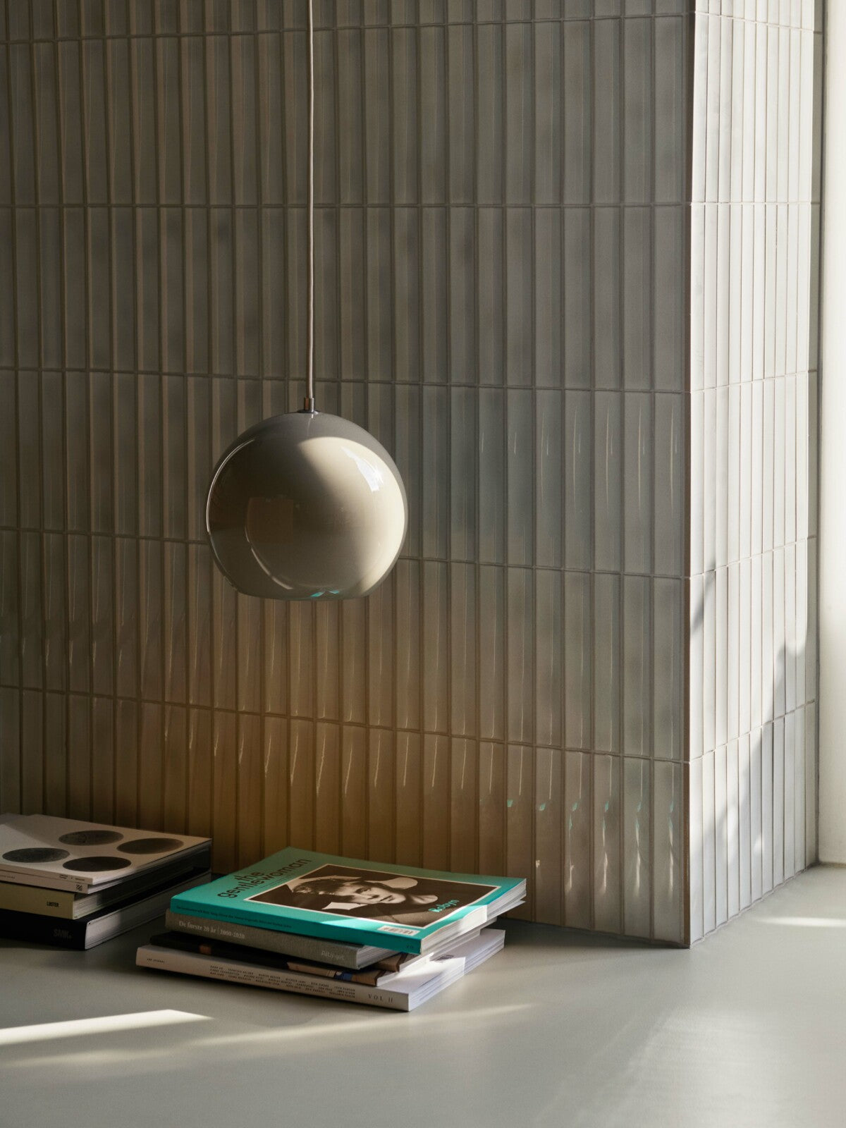 Topan Spherical Pendant Lamp VP6