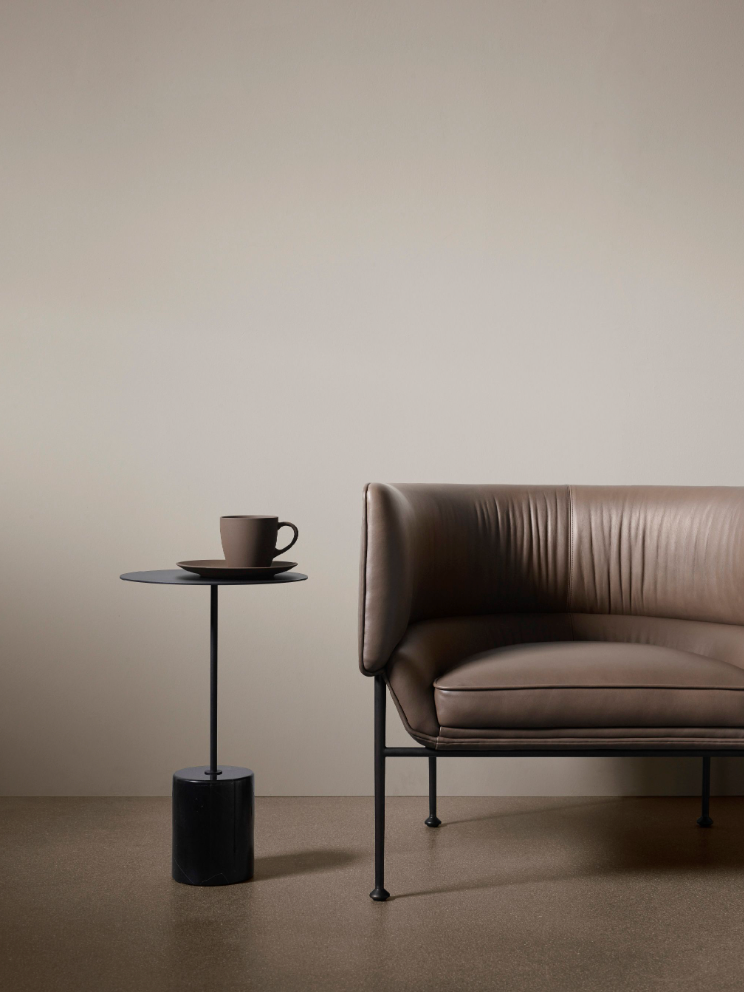 Large Collar Lounge Chair