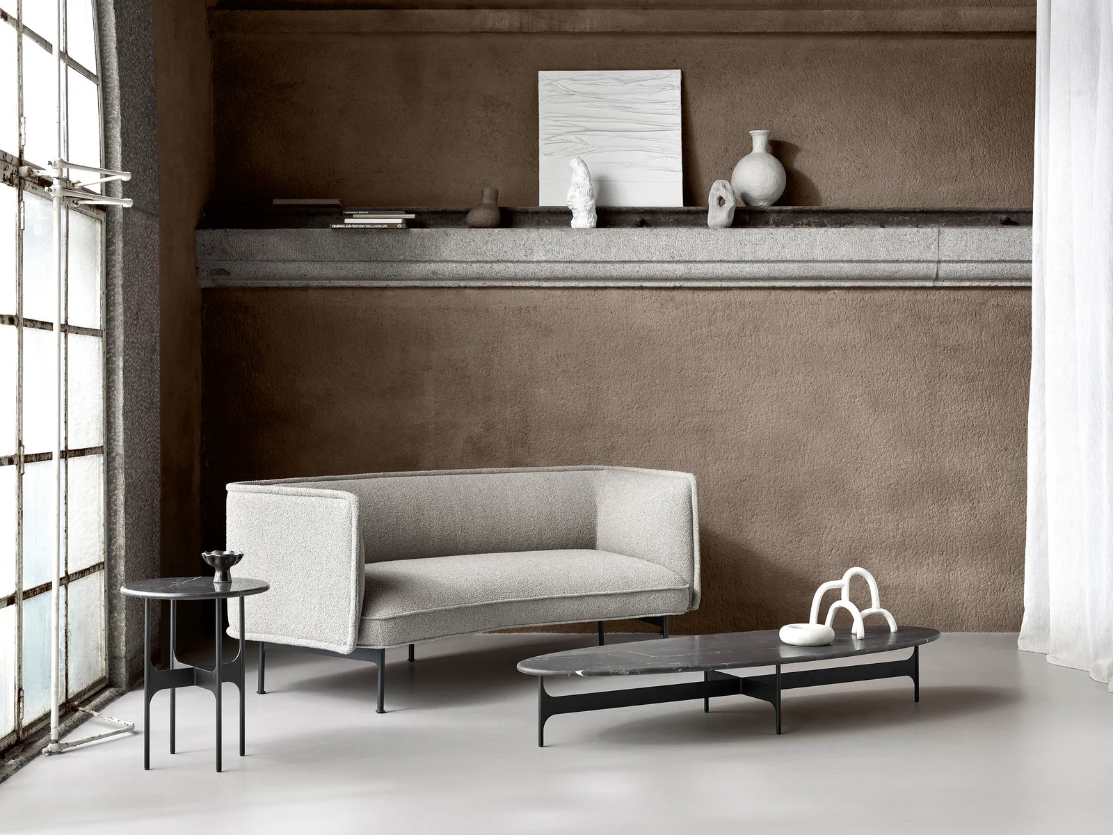 Lilin Elegant Curved Sofa
