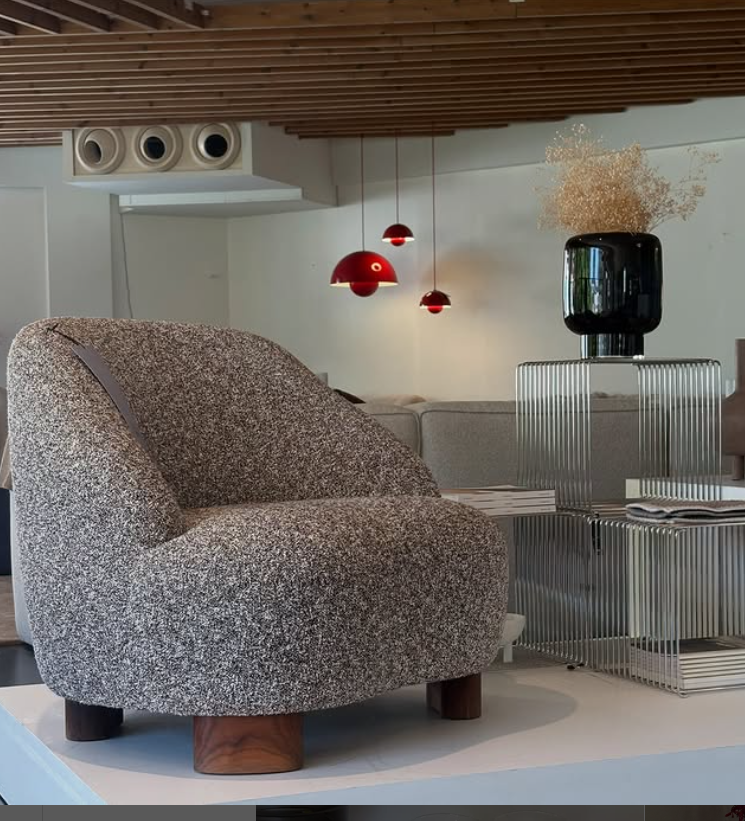 Margas Lounge Chair LC1