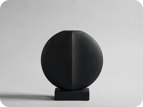 Guggenheim vase, Mini - Black